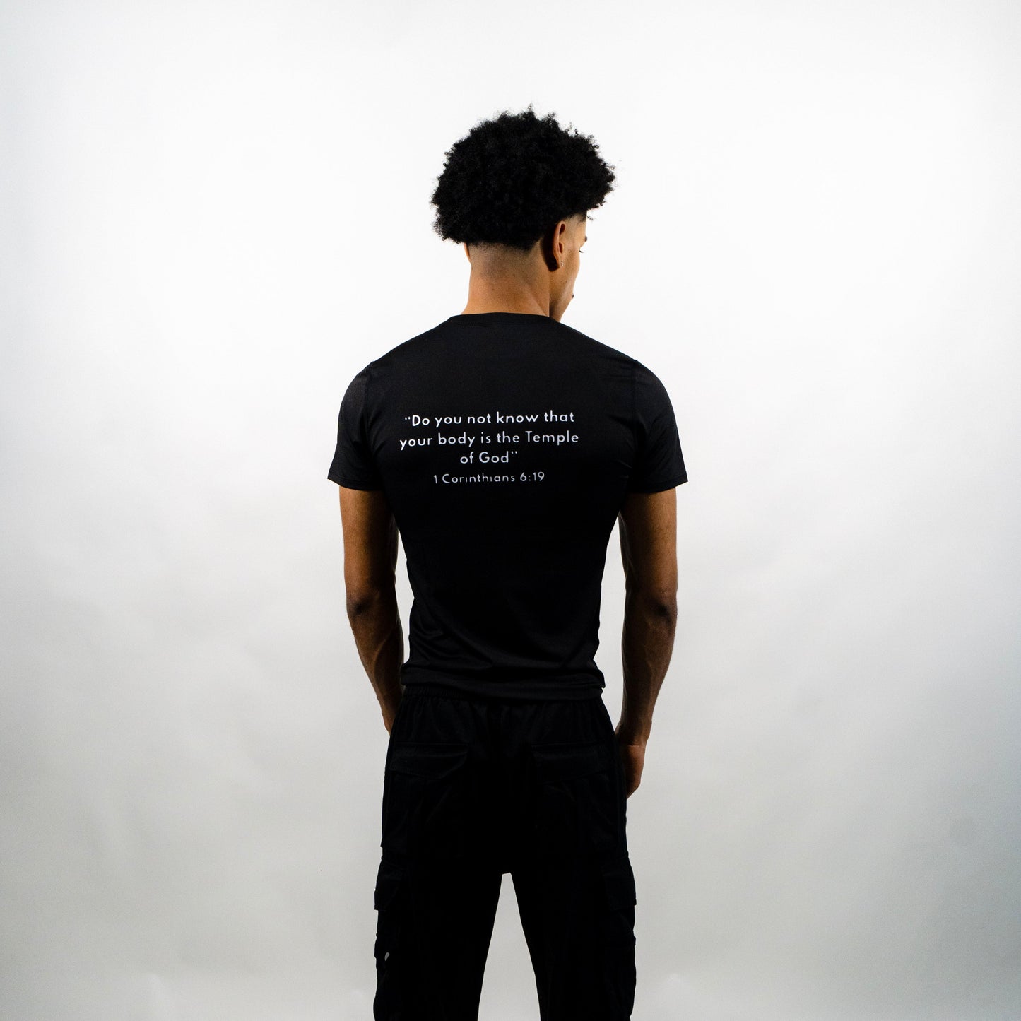 Short sleeve compression